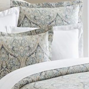 Pottery Barn Mackenna Queen Duvet/Shams